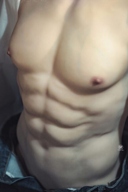 82cm/2ft8 Male Torso Silicone Head Sex Doll – Ronin - Image 4