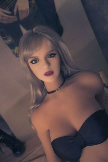 Latina Sex Doll MILF TPE from Qita Dolls -Laureen 170 - Image 4